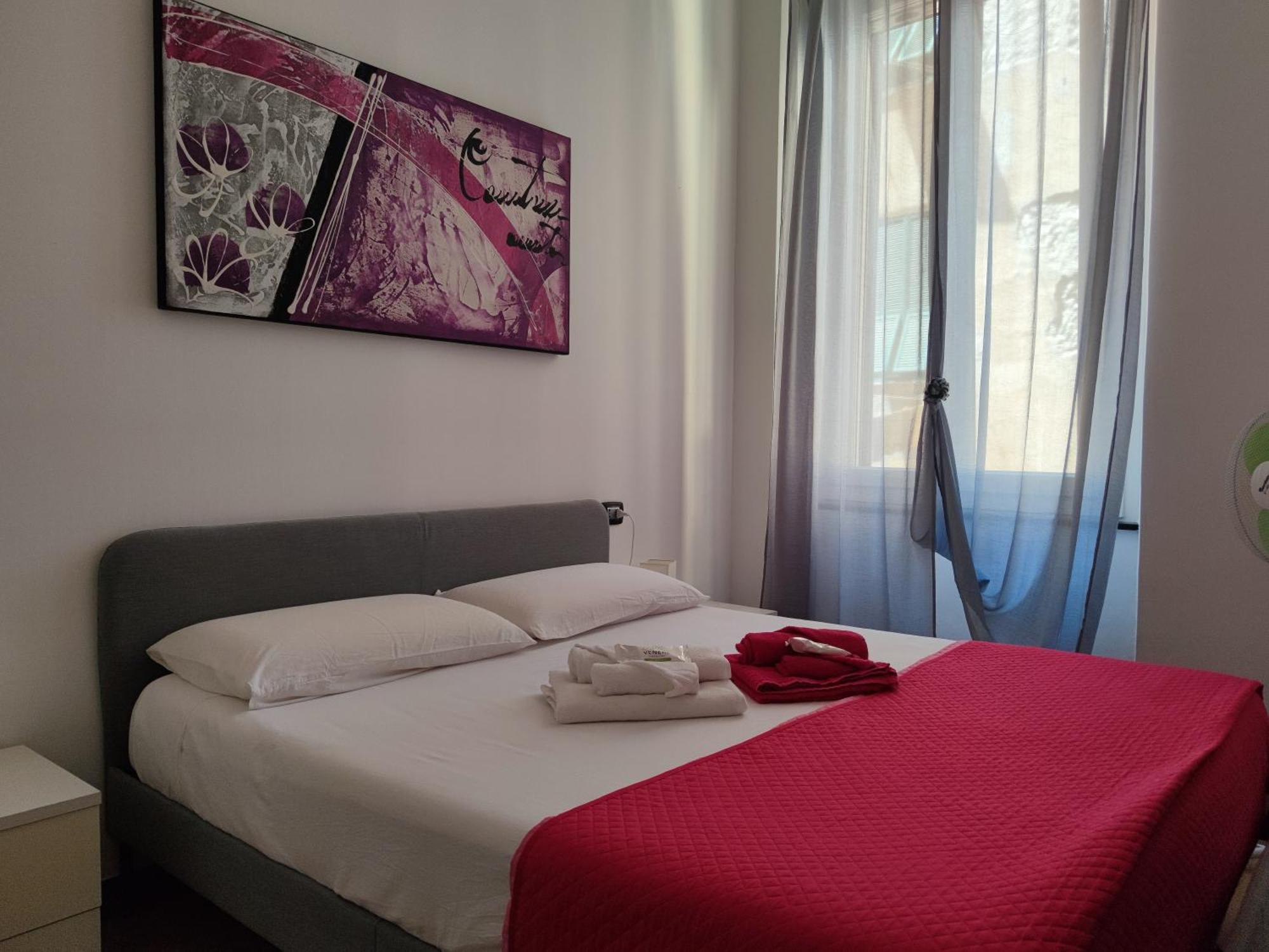 Porta Soprana House - Centro Storico Apartment เจนัว ภายนอก รูปภาพ